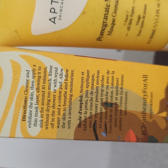 APTO Skincare Pomegranate Mask - Picture 7 of 10